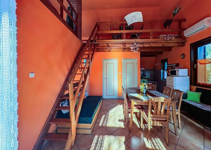 Mediterran Rezidencia Jobb Felso Apartment *